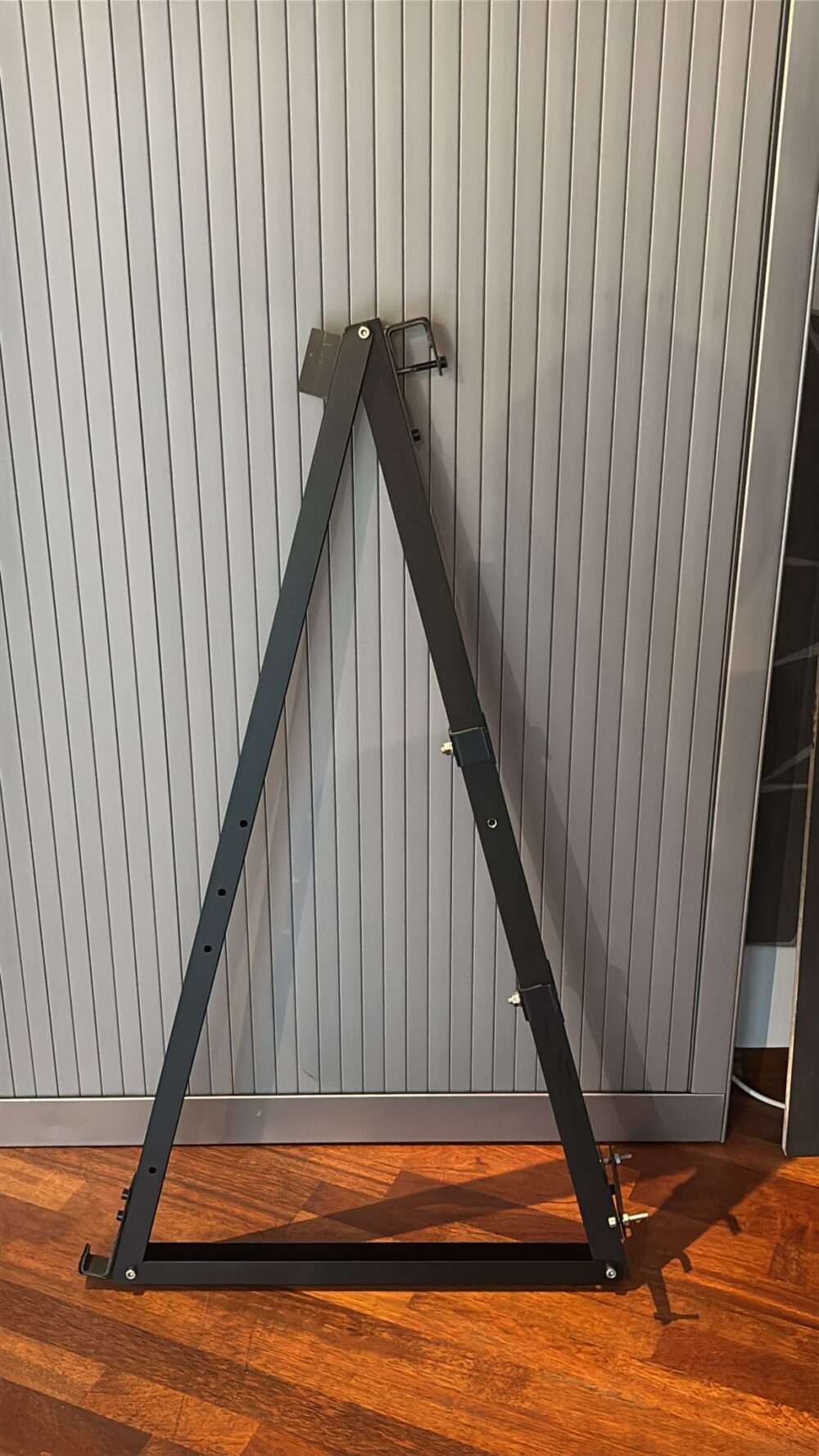 Produktbild Halterung Balkon Multiflex in schwarz