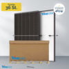 Eine Palette mit der Aufschrift Trina Solar 470 W Vertex S+ Shield 2,5mm Glas-Glas TSM 9NEG9R.28 Black Frame enthält gestapelte Solarmodule; ein aufrechtes Modul zeigt die schwarze Vorderseite, ein anderes die weiße Rückseite. Text hebt Palette und PV-Modul bis 470W hervor.